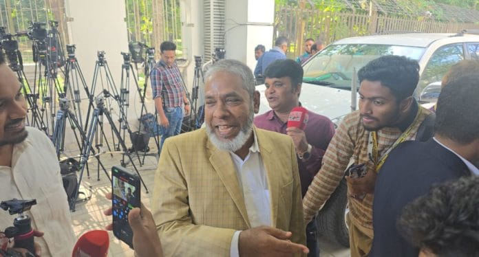 শেখ হাসিনা পক্ষের আইনজীবী